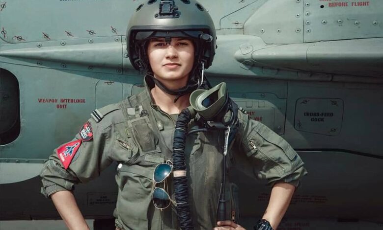 avni chaturvedi India airforce female fighter pilots woman officers feminism woman empowerment entry AFCAT Shivangi Singh