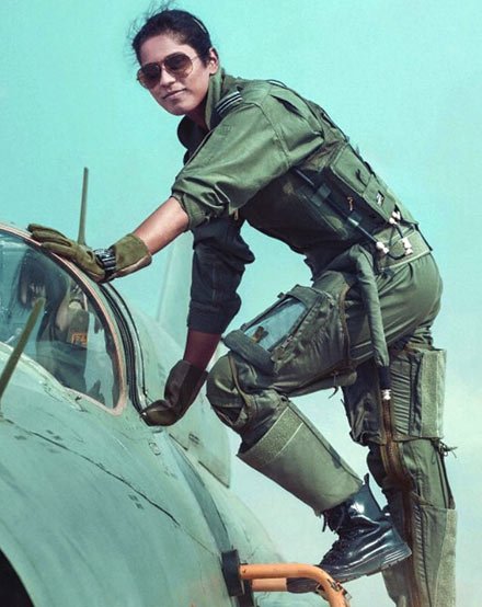 India airforce female fighter pilots woman officers feminism woman empowerment entry AFCAT Shivangi Singh bhavna kanth