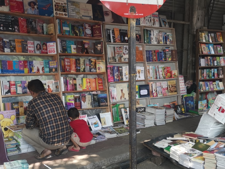 abids book market hyderabad street book market cheap free book second hand book market famous fiction non fiction road side children book sunday book market flea