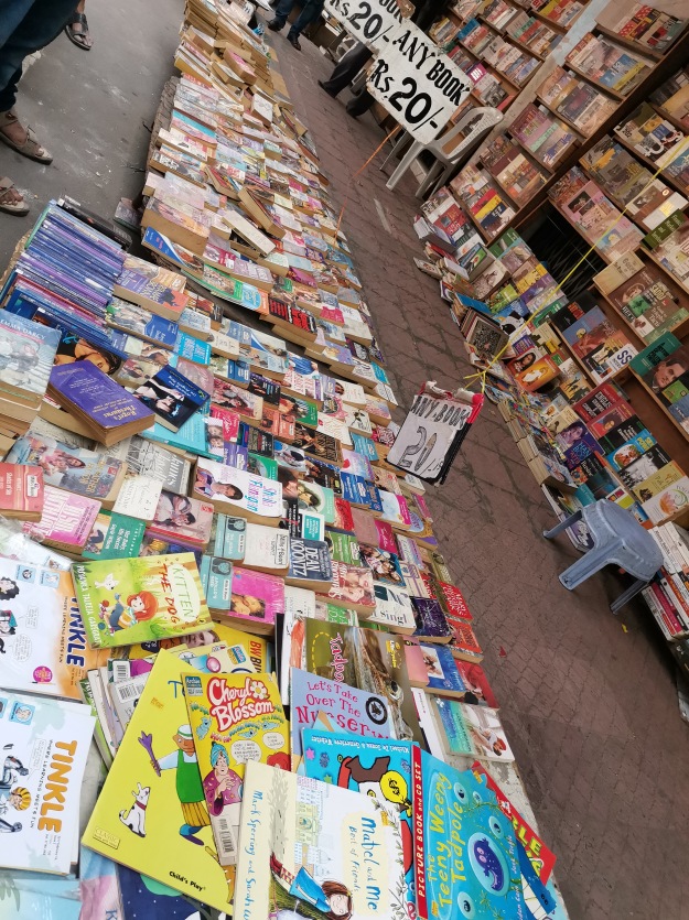 abids book market hyderabad street book market cheap free book second hand book market famous fiction non fiction road side children book sunday book market flea